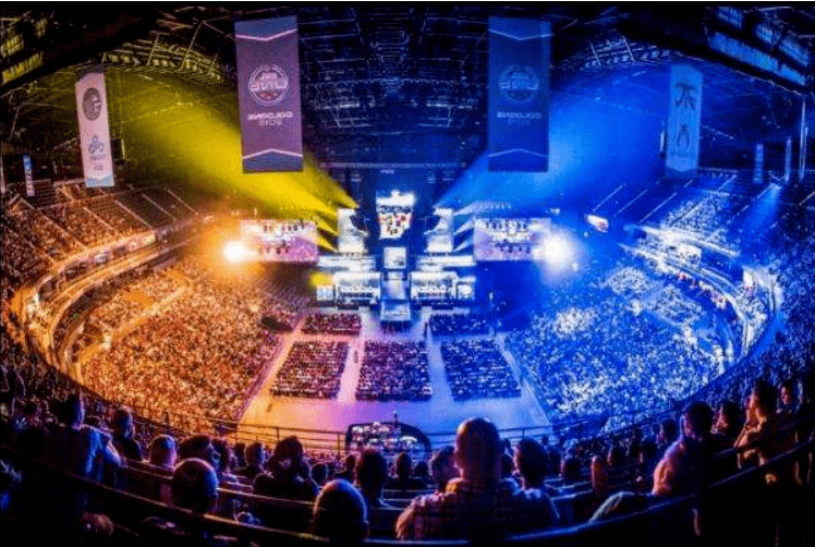 她在底线相 她在底线相