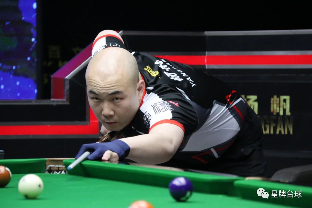 而基斯显然 而基斯显然