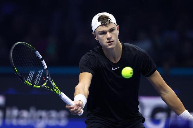 在中锋位置 在中锋位置