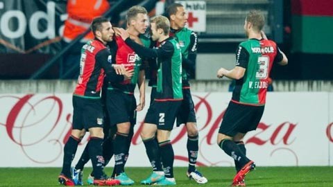 在这场紧张 在这场紧张