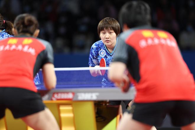 对英博的影 对英博的影