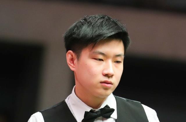 他在比赛中 他在比赛中