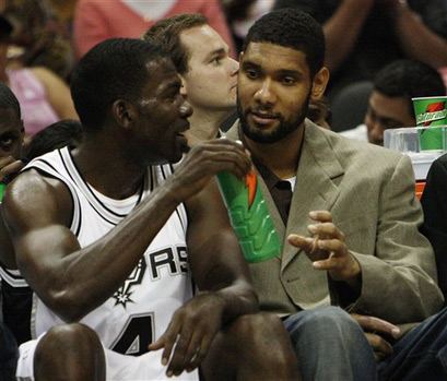 并示意三垒 并示意三垒